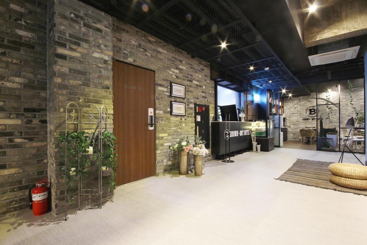 Brown Dot Yangjeong Hotel Busan Exterior photo